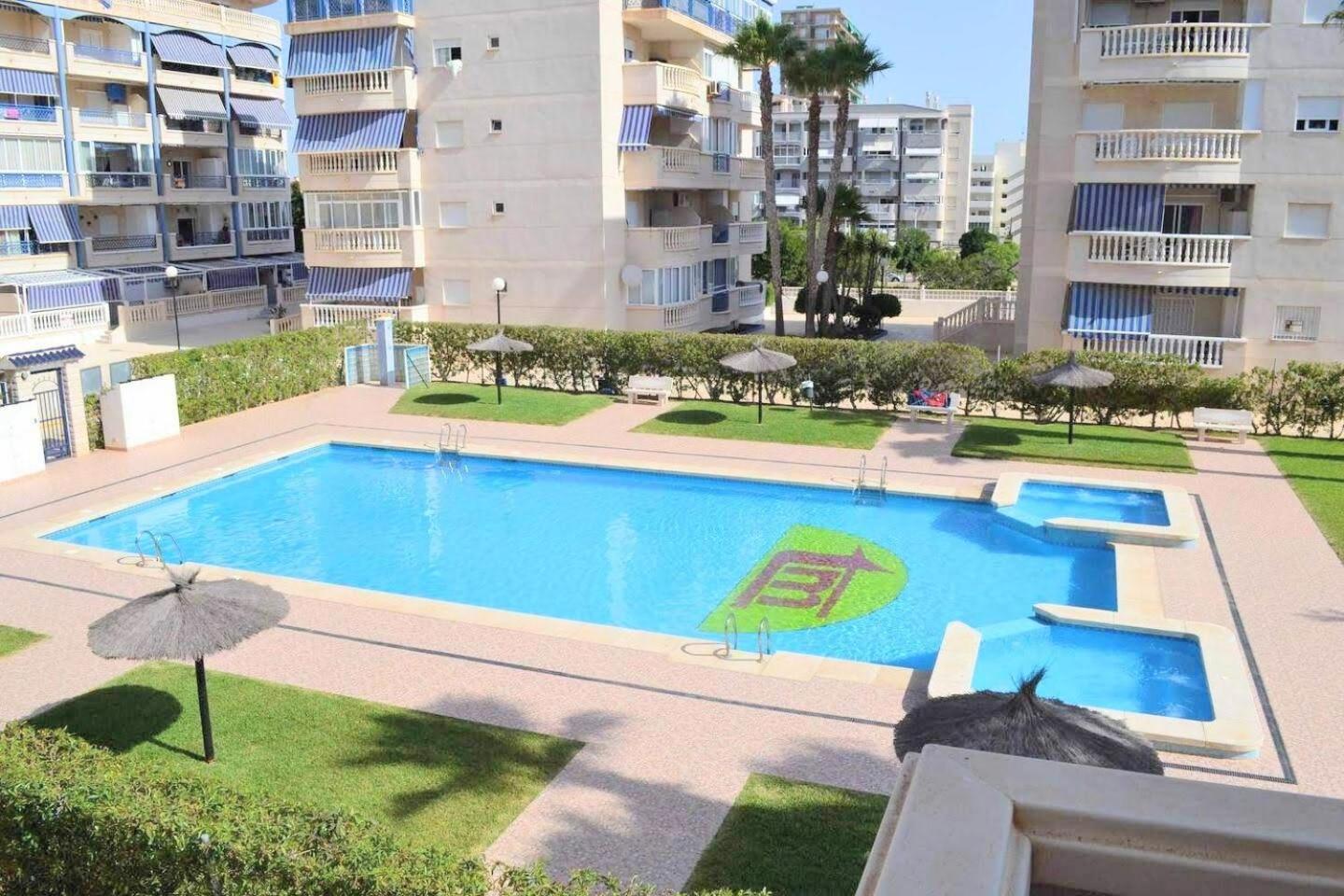 Apartamento Arenales Playa Ареналес дел Сол Екстериор снимка